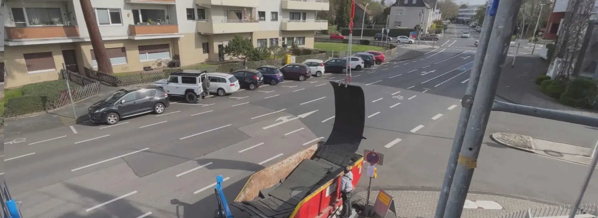 Dachbahnengreifer in Aktion